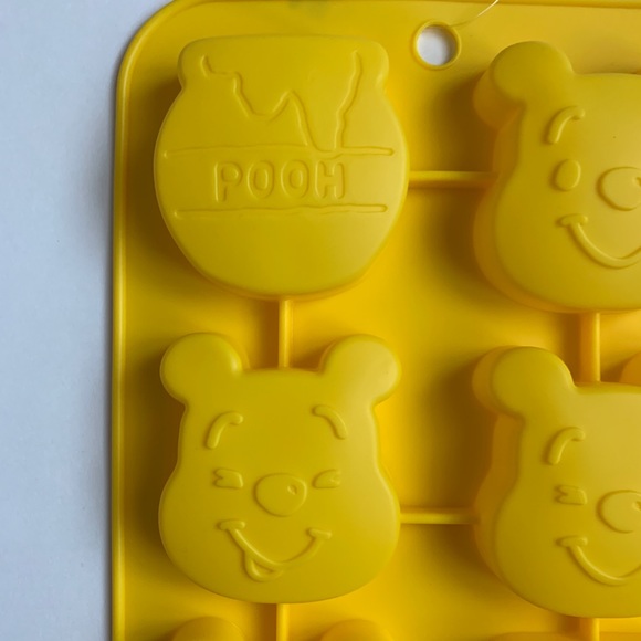 Winnie the Pooh Silicone Molds - Picture 4 of 4